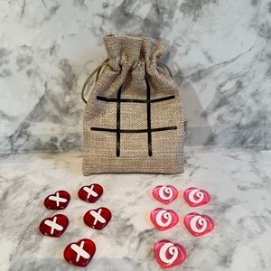 Burlap Gift Bag Pouch with Tic Tac Toe and Valentine Pieces 5 -X's & 5- O's